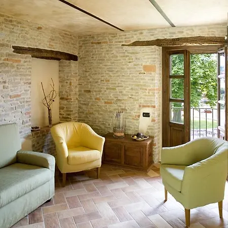 Hotel Relais Montemarino Borgomale