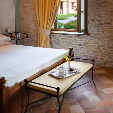 Relais Montemarino 3* Borgomale