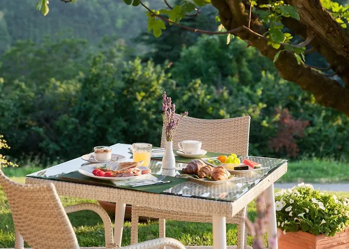 Relais Montemarino Hotel Borgomale